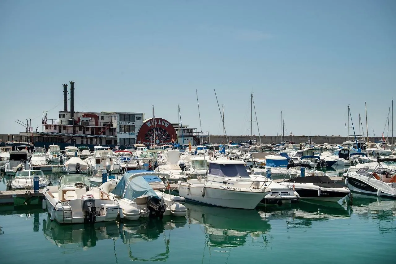 Happy Puerto Marina Apartment Benalmadena
